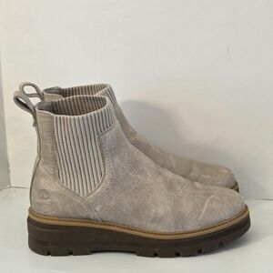 Timberland Courmayeur Valley Olive Nubuck Chelsea Boot Size 8.5US